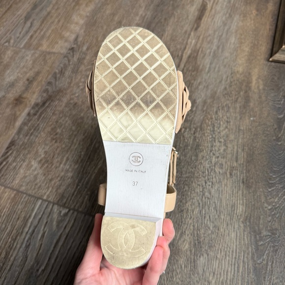 Chanel Camellia Flower CC logo Beige Strap Sandal - Picture 8 of 16